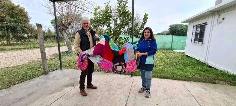 "Tejiendo Sueños" comenzó entrega de frazadas "Tejiendo Sueños" comenzó entrega de frazadas