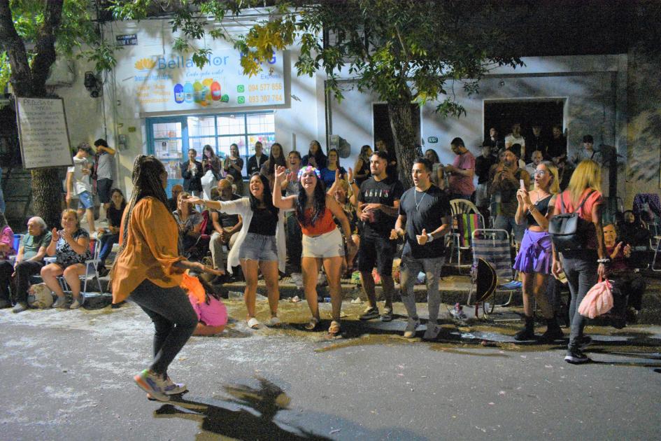 15 Llamadas Avenida Artigas ´´