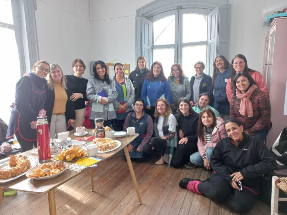 Reunión con Maestras Directoras y Coordinadoras Centros CAIF ´´