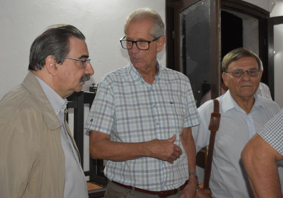 Homenaje a Roberto Diringuer ´´