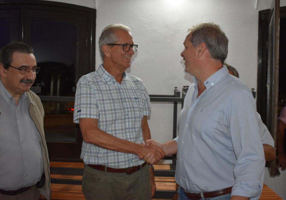 Homenaje a Roberto Diringuer ´´