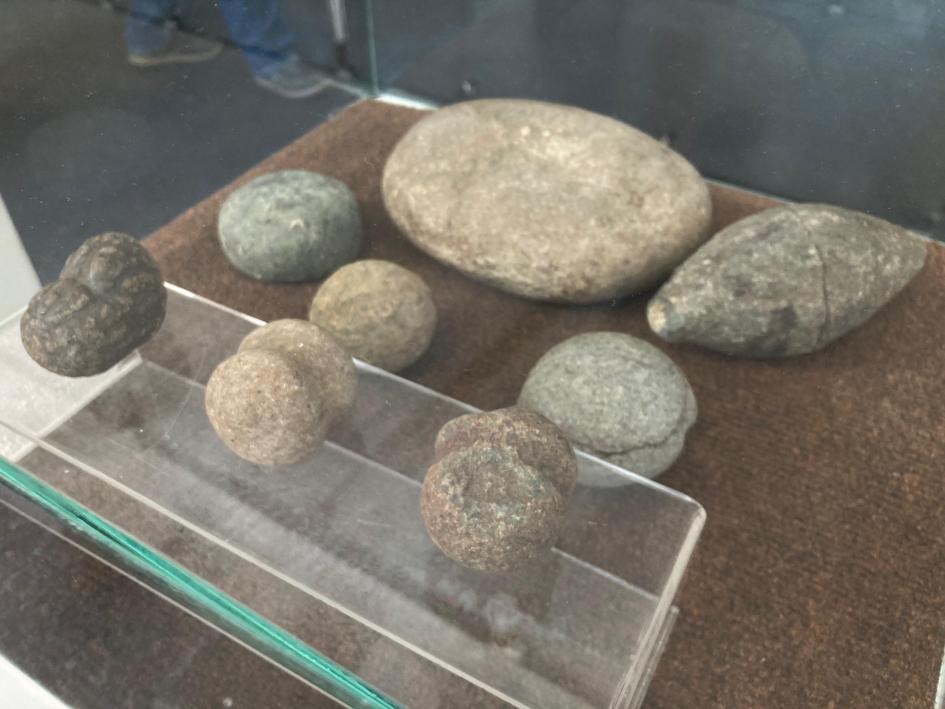 Piezas indigenas donadas al MDF ´´