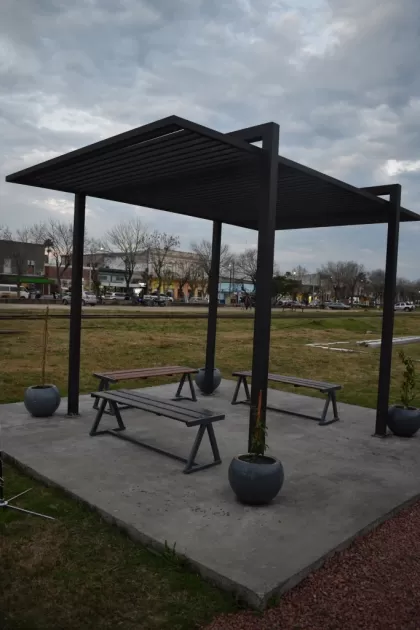 Se inauguró en Sarandí Grande un espacio urbanistico junto a obras de urbanización y alumbrado