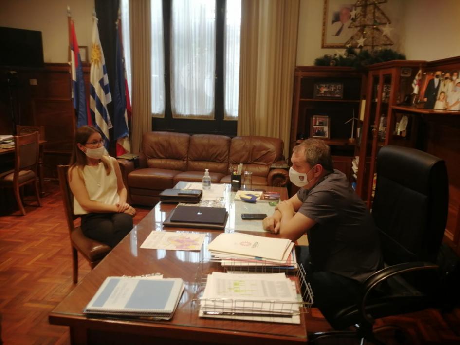 Paola Román en reunion con Guillermo Lopez Paola Román en reunion con Guillermo Lopez