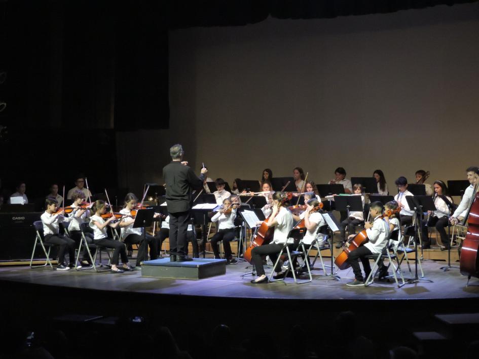 Sinfónica en el Teatro 25 de Agosto