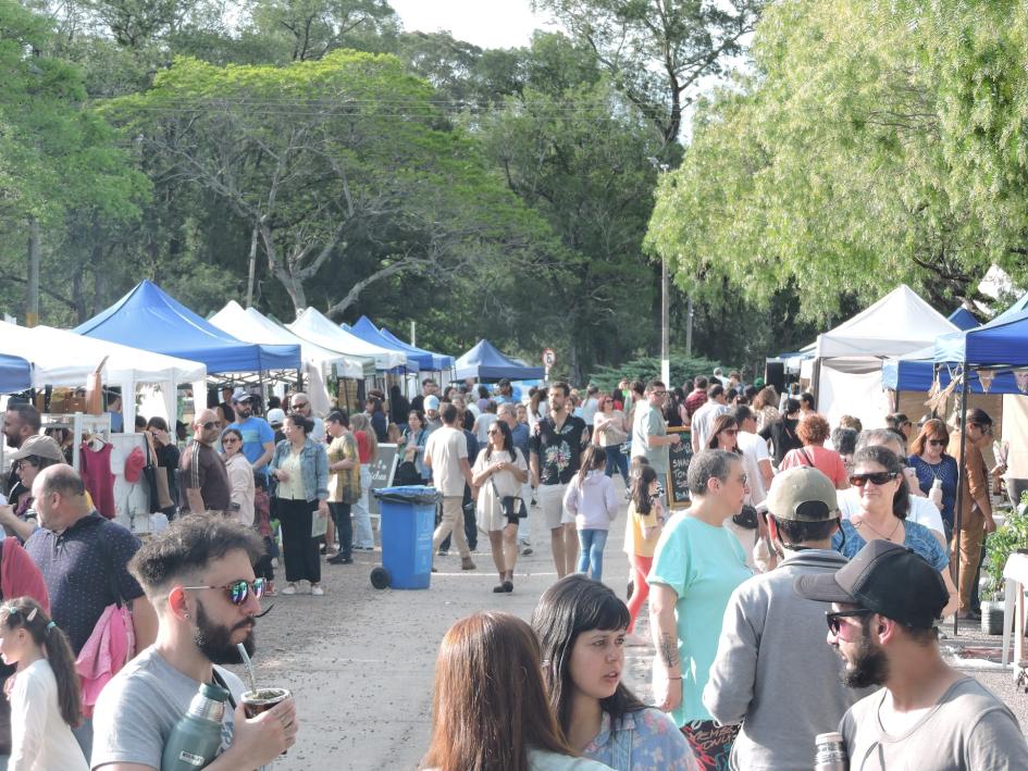 Cientos de visitantes recorrieron la 7ma. Feria Verde este domingo
