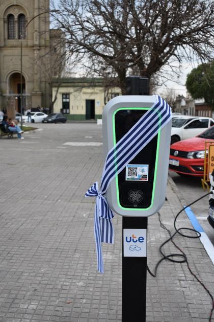 Nuevo puesto de carga para vehículos eléctricos en Florida