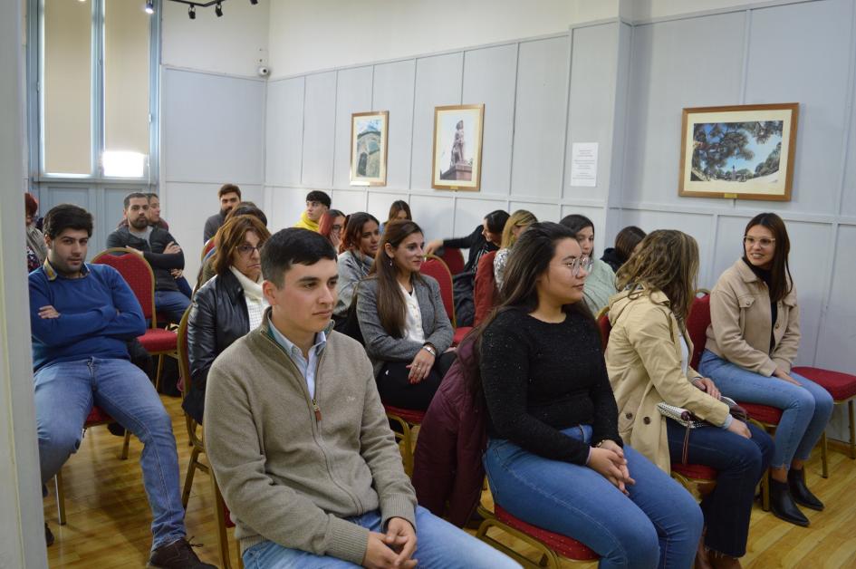 Autoridades de la Intendencia entregan los certificados