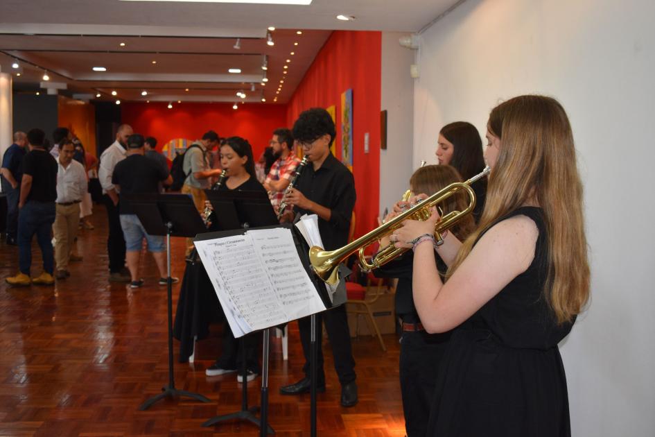 Apertura muestra cuchilleria criolla ´´