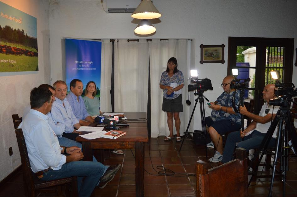 Conferencia en la ARF