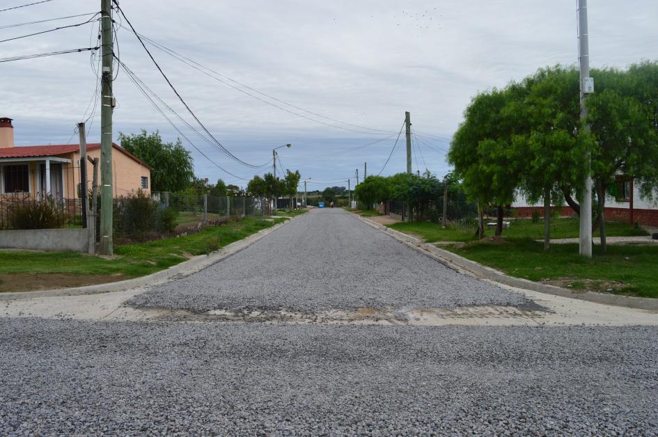 inauguracion obras en MEVIR 2 de 25 de Mayo