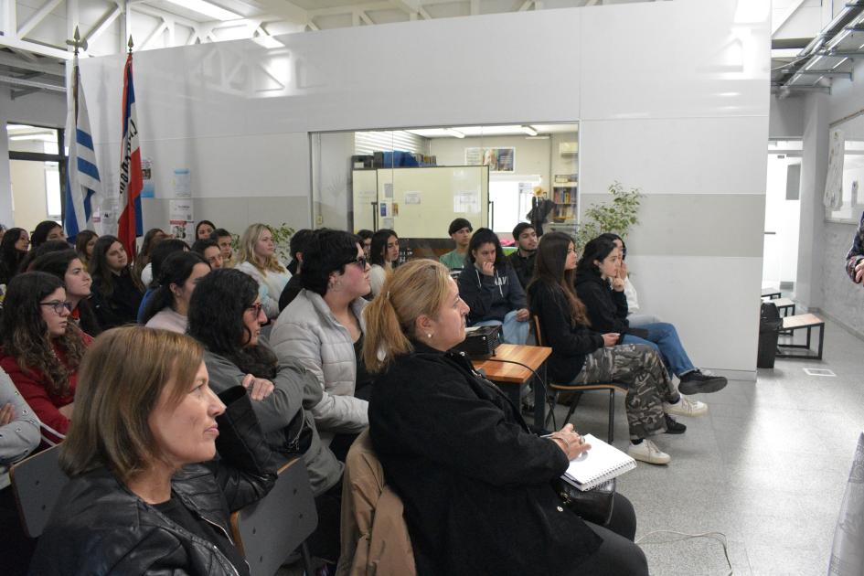 En el “Mes de la Diversidad” se realizaron talleres en Cerro Colorado y Florida