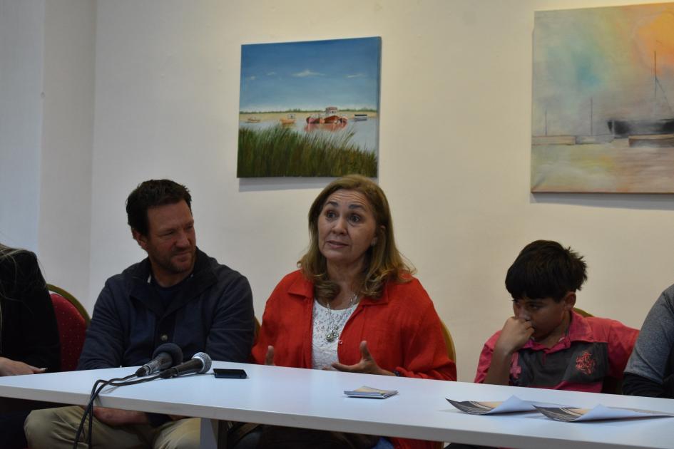 Taller de lutería y muestra de guitarras en el MAVEA