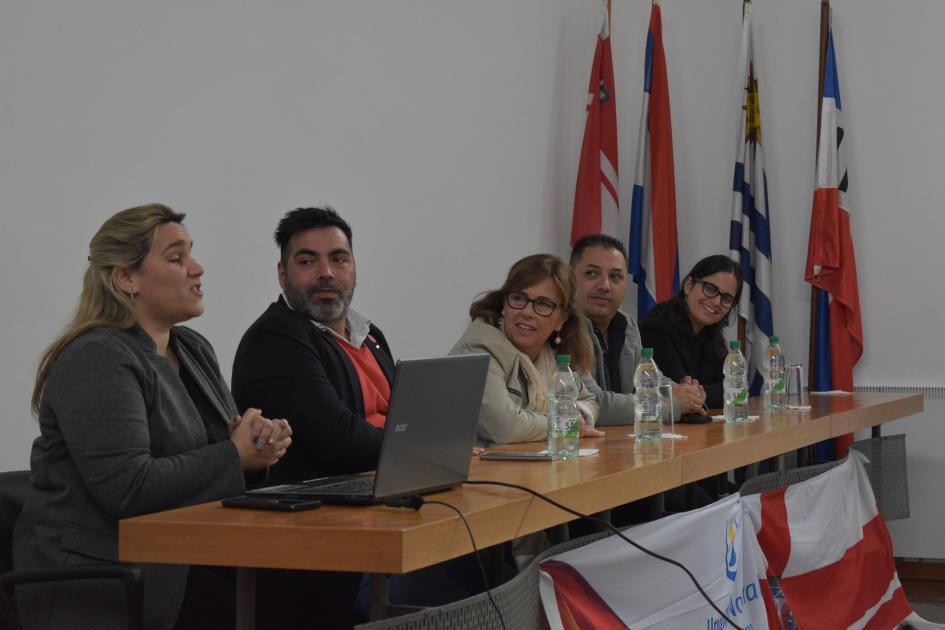 Taller sobre oportunidades de negocio en el turismo LGBT+