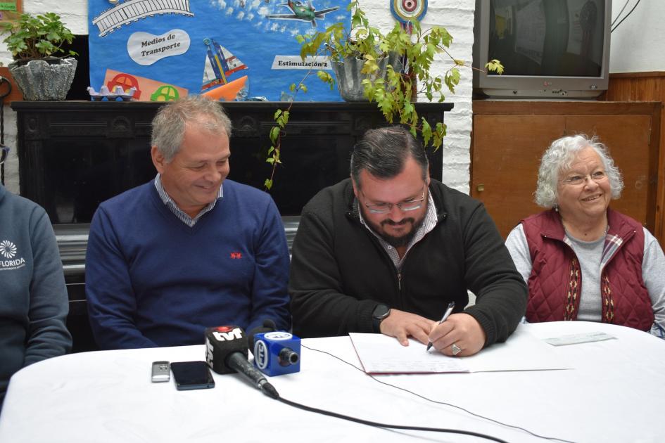 Centro Jacobo Zibil recibió fondos recaudados en la pasada 8k