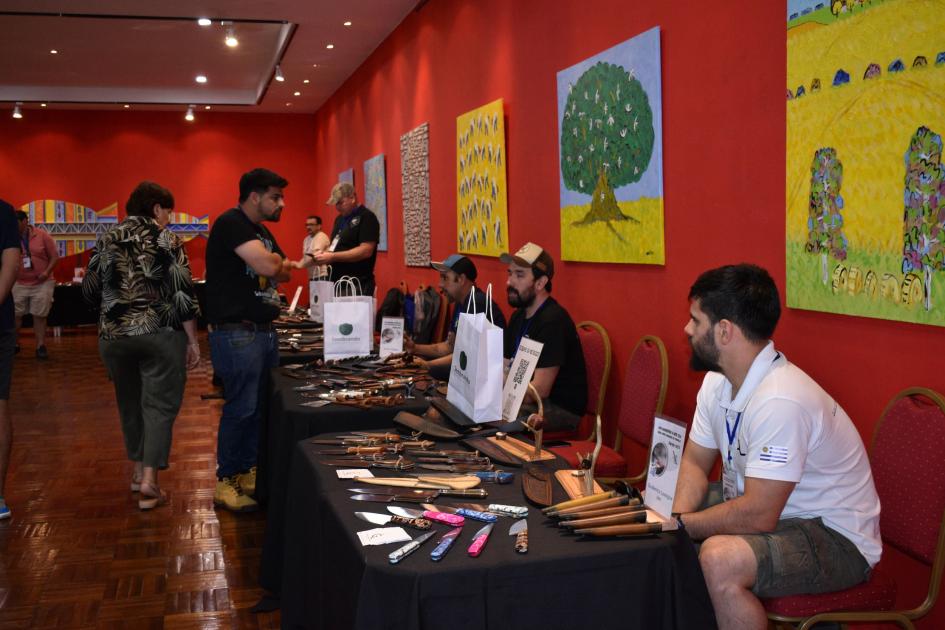 Apertura muestra cuchilleria criolla ´´