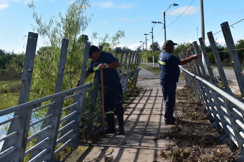 Puente peatonal Paso de los Dragones