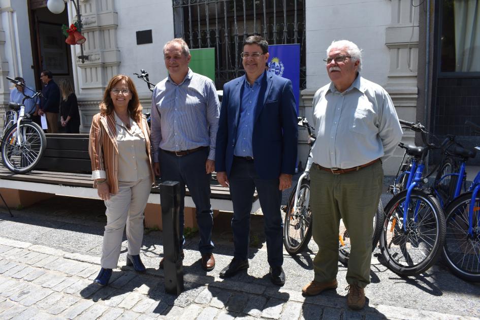 Intendencia cuenta con 13 bicicletas eléctricas para paseos turísticos