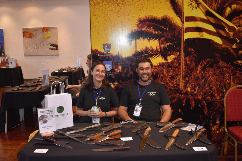Apertura muestra cuchilleria criolla ´´