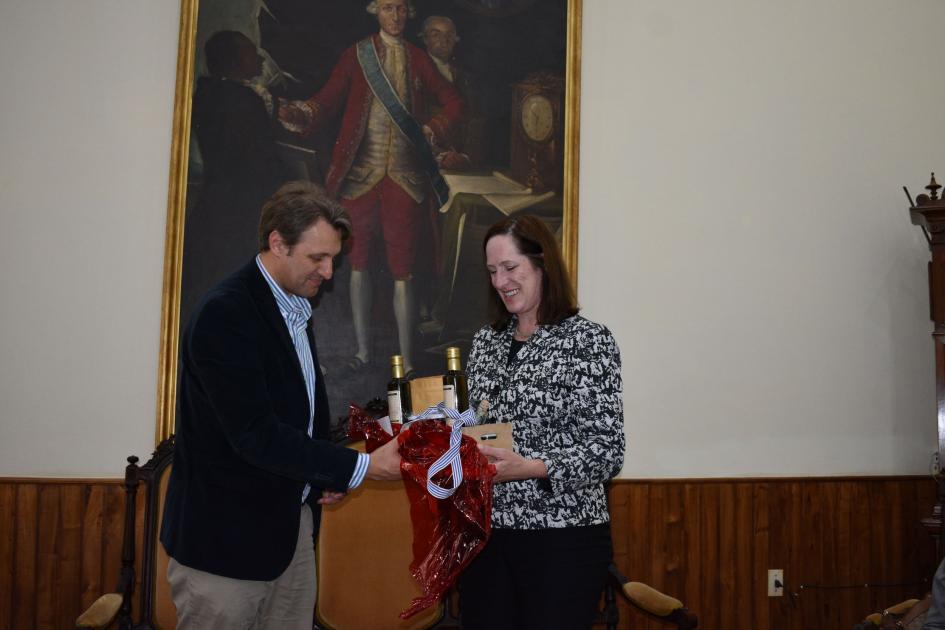 Visita de Embajadora de EEUU ´´