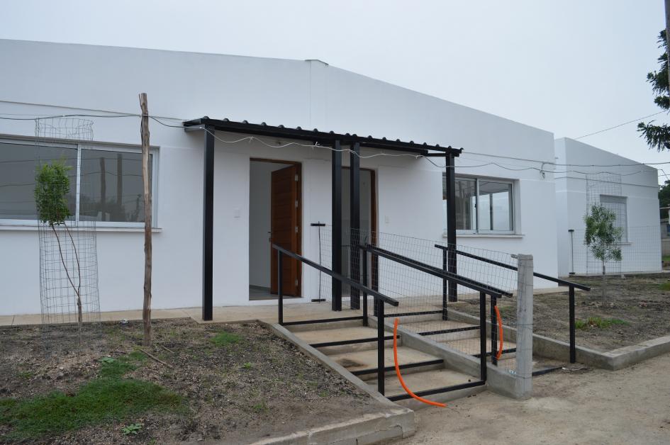 Se inauguran 24 nuevas viviendas para el realojo de familias floridenses