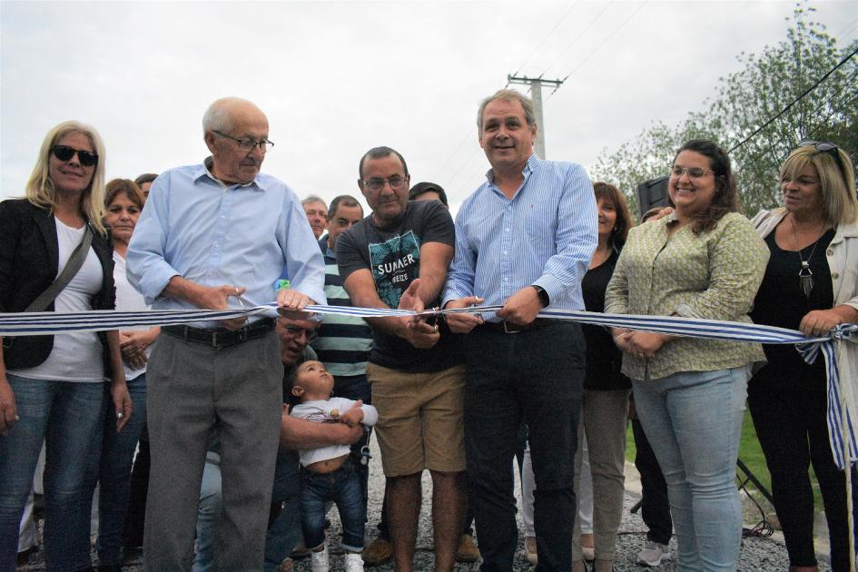 inauguracion obras en MEVIR 2 de 25 de Mayo