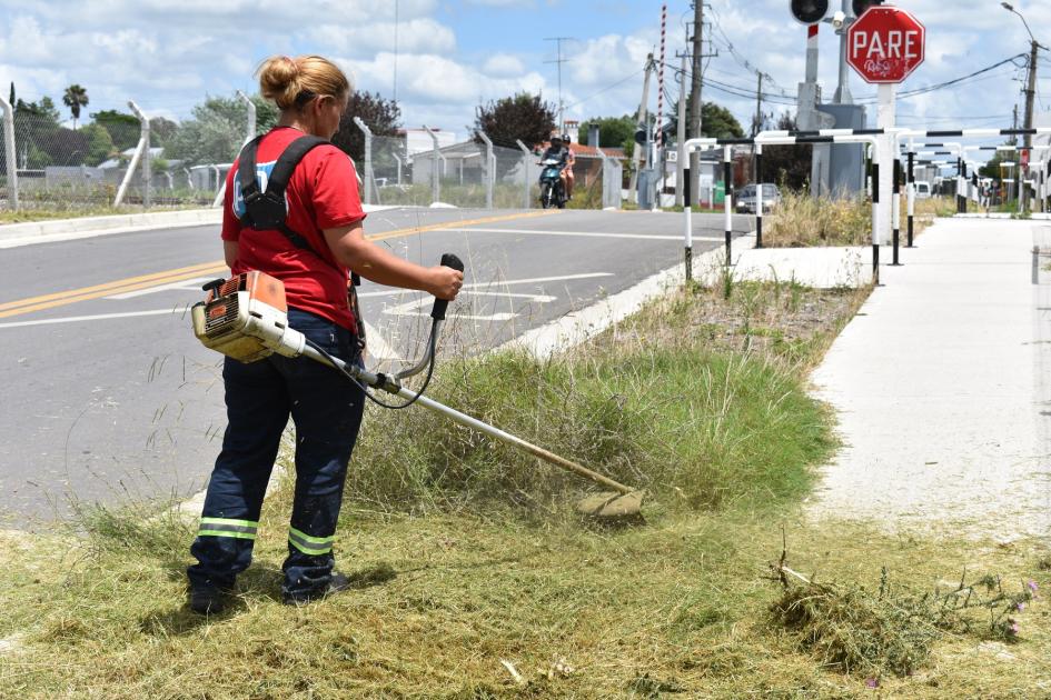 Avanzan obras viales en calles de Sarandí Grande 