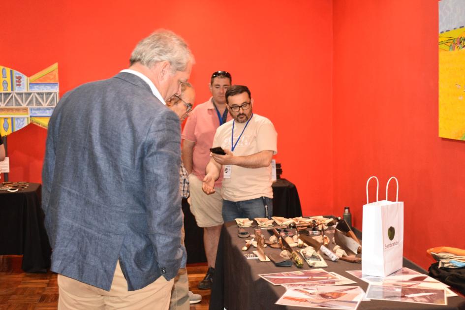 Apertura muestra cuchilleria criolla ´´