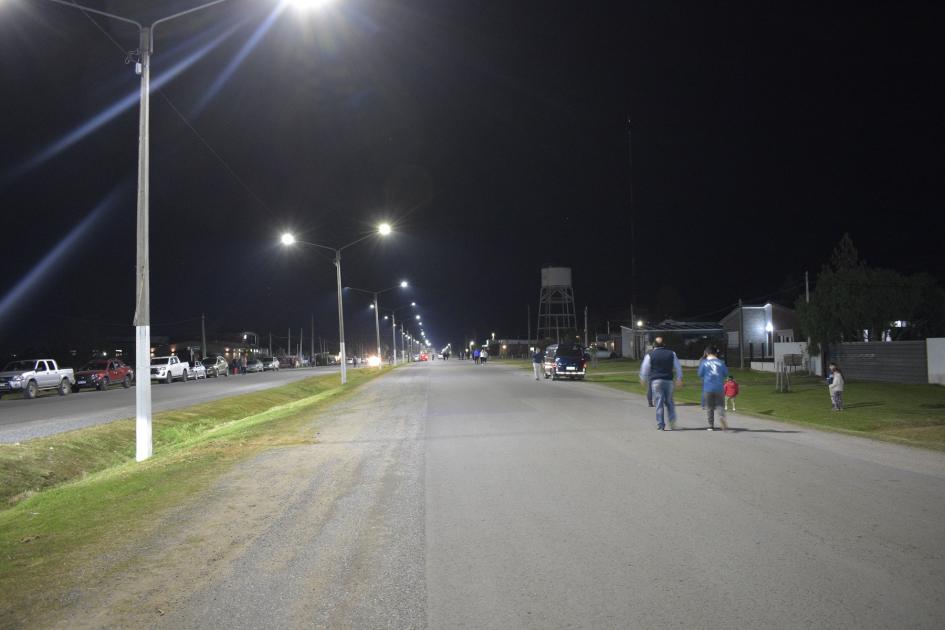 Se inauguró nueva iluminación y señalización vial en calle Andrés Arocena