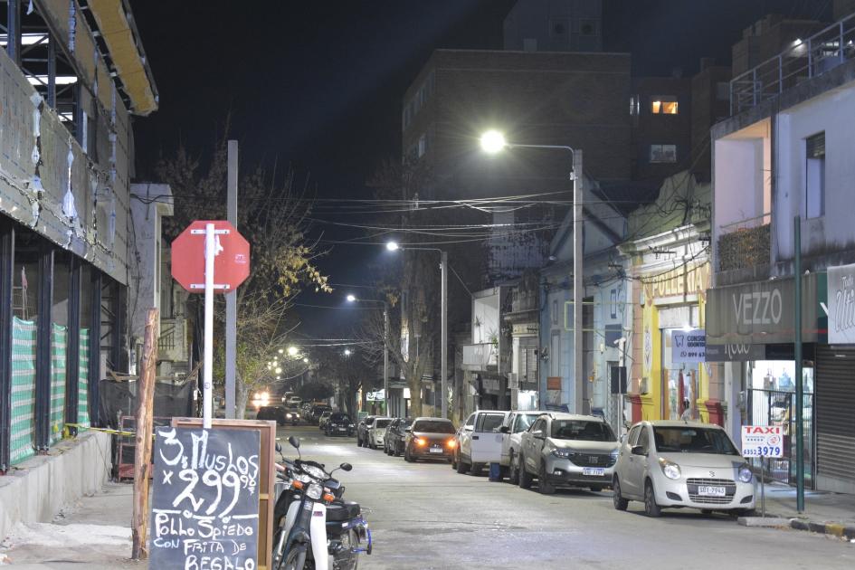 Nuevas luminarias led en calle Rodó y Rivera