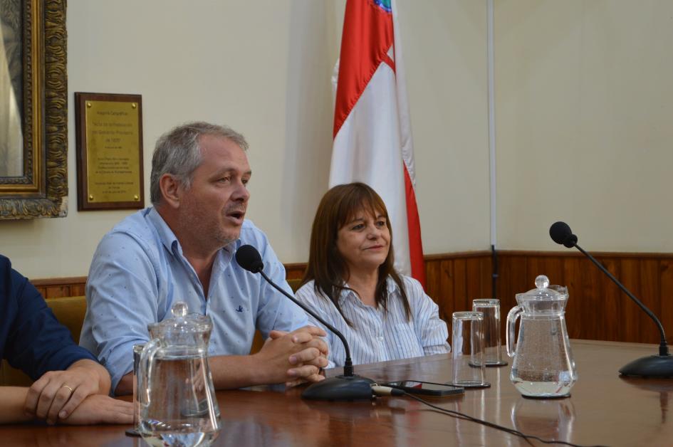 Presentación de nuevas autoridades Presentación de nuevas autoridades