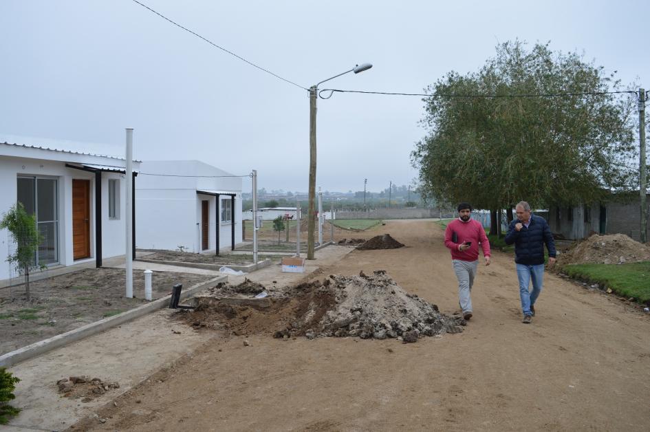 Se inauguran 24 nuevas viviendas para el realojo de familias floridenses