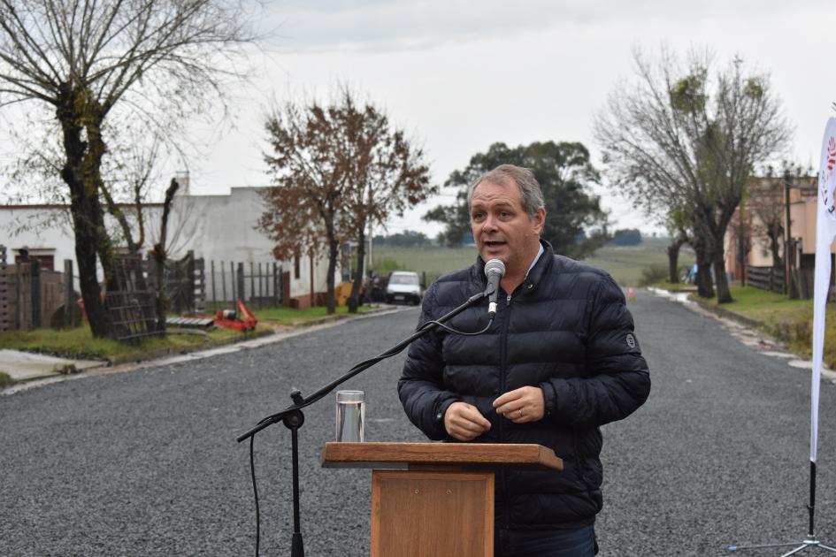 Inauguración de obras del plan 100 % bitumen en Capilla del Sauce