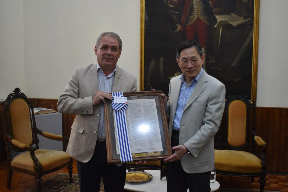 Embajador de China visita Florida por celebraciones del Año Nuevo