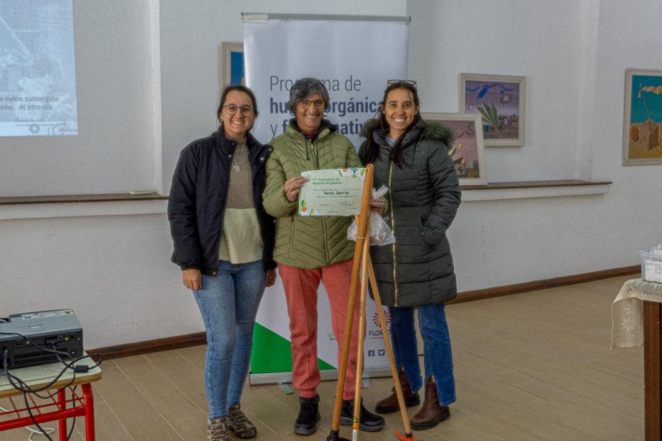 Entrega Semillas, premios y menciones en Sarandi Grande ´´