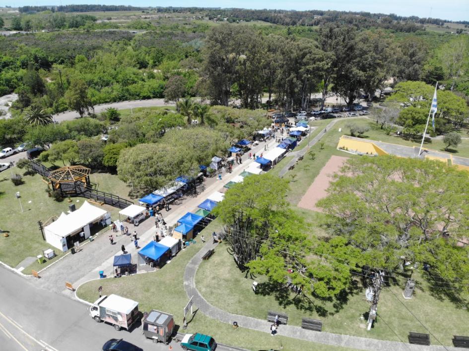 Cientos de visitantes recorrieron la 7ma. Feria Verde este domingo Cientos de visitantes recorrieron la 7ma. Feria Verde este domingo