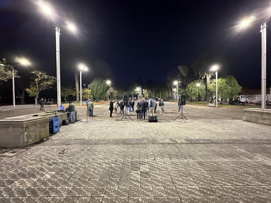 Nuevas luminarias en Plaza Gallinal y calle 33 de Sarandí Grande