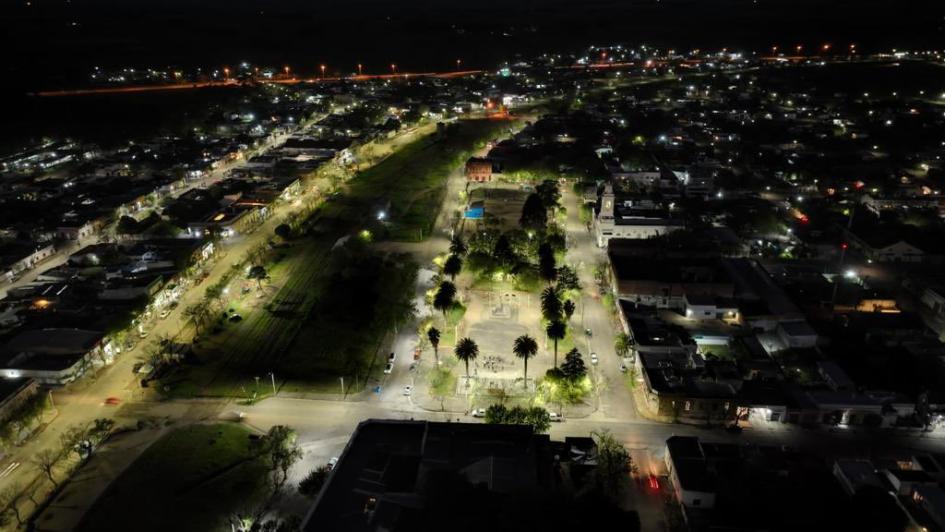 Nuevas luminarias en Plaza Gallinal y calle 33 de Sarandí Grande Nuevas luminarias en Plaza Gallinal y calle 33 de Sarandí Grande