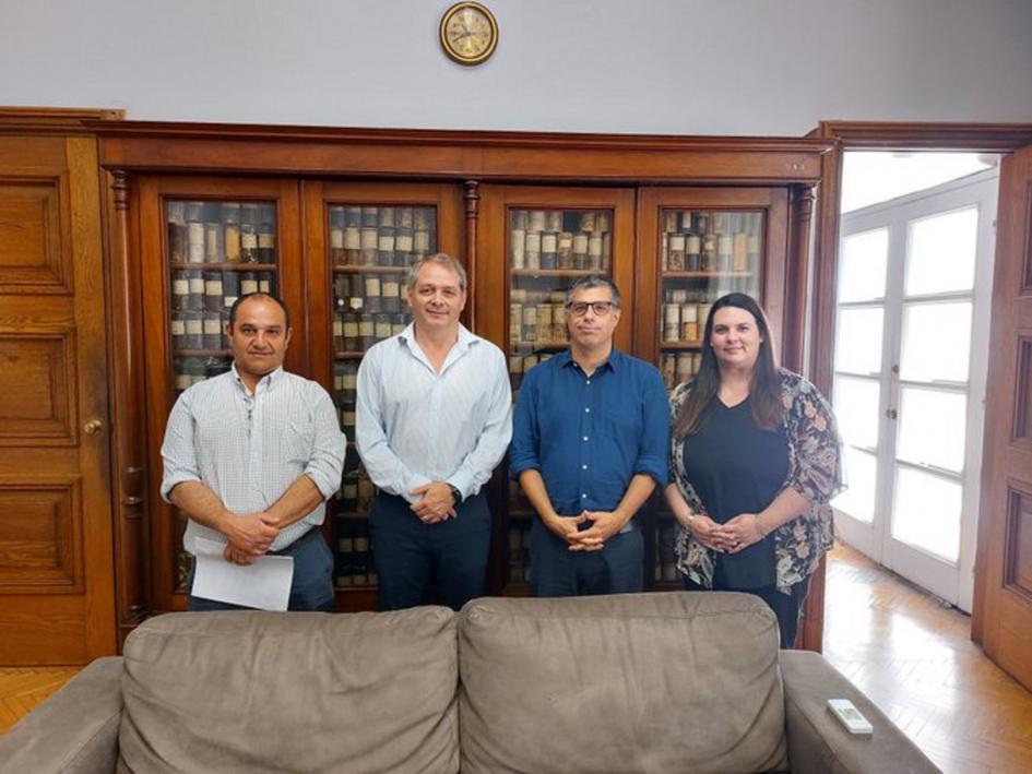 Firma de convenio en Biblioteca Nacional Firma de convenio en Biblioteca Nacional