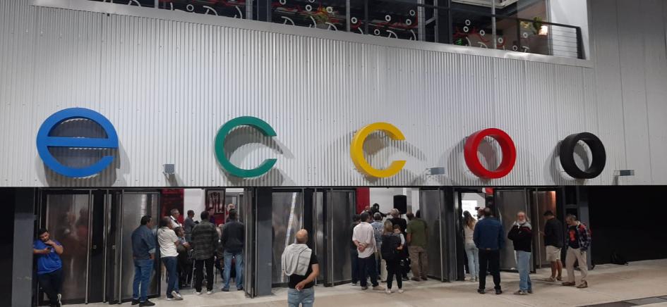 Mario Patrón tuvo un merecido reconocimiento en el Estadio Campeones Olimpicos Mario Patrón tuvo un merecido reconocimiento en el Estadio Campeones Olimpicos