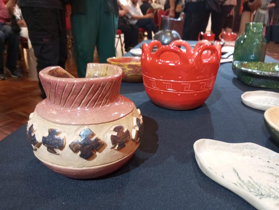 Cierre de cursos 2023 de Pintura al Óleo y Cerámica en el MAVEA Cierre de cursos 2023 de Pintura al Óleo y Cerámica en el MAVEA