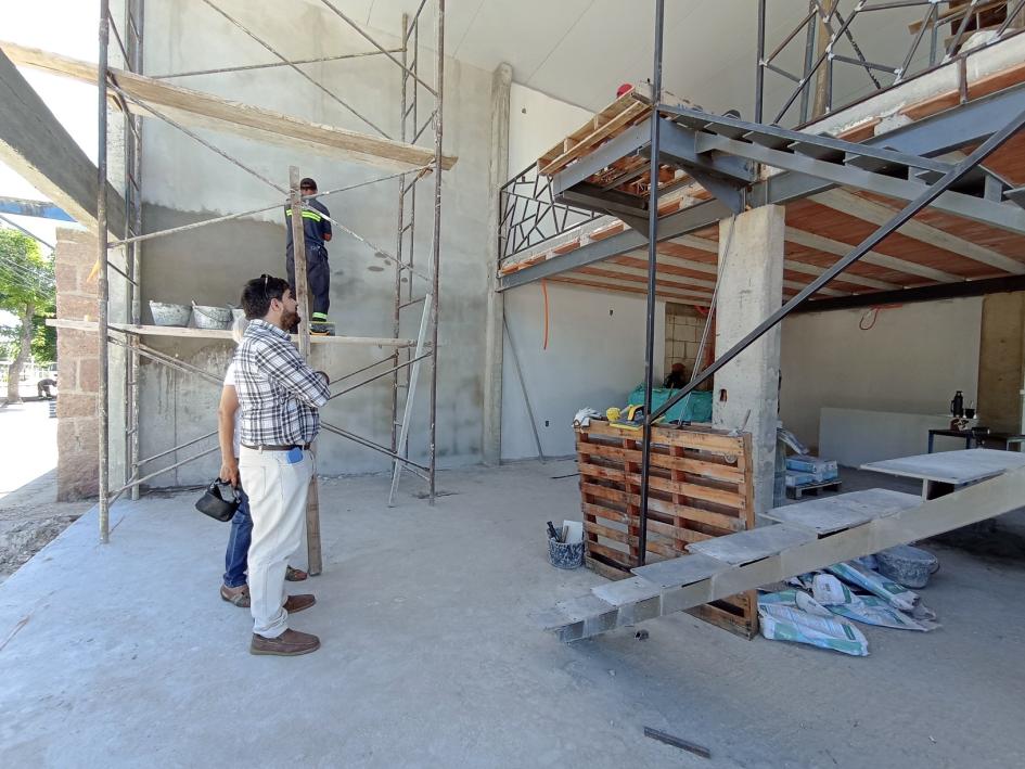 Arq. Facundo Urbàn recorrió obras en Casupá y Fray Marcos Arq. Facundo Urbàn recorrió obras en Casupá y Fray Marcos