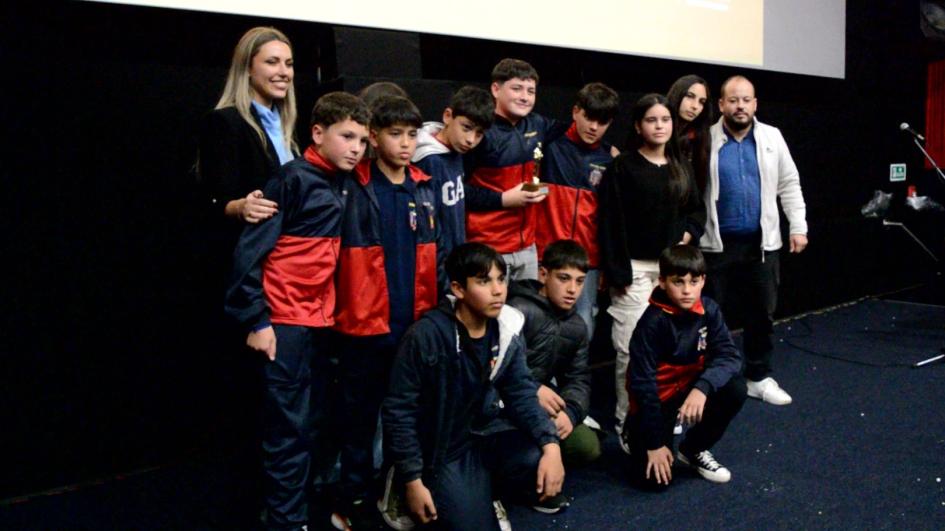 Mejor Fotografía – Liceo de 25 de Agosto – Manifiesto de Unidad de Lavalleja y Rivera Mejor Fotografía – Liceo de 25 de Agosto – Manifiesto de Unidad de Lavalleja y Rivera