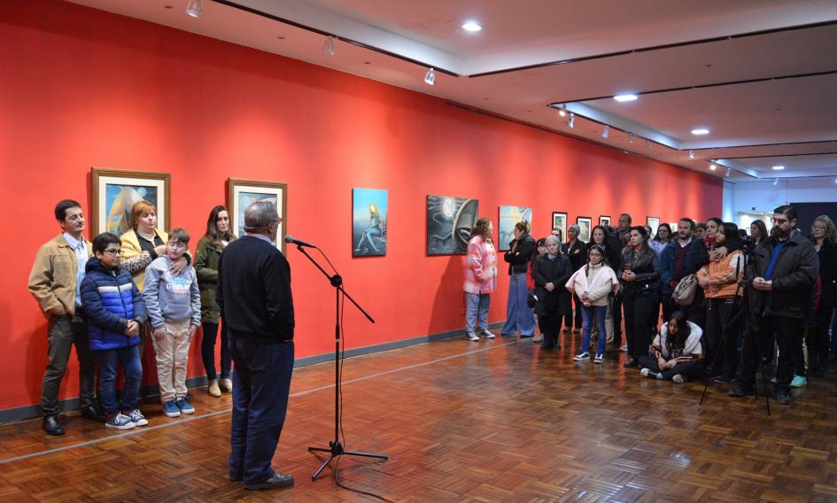 Exposición de obras de Gerardo Casella en el MAVEA