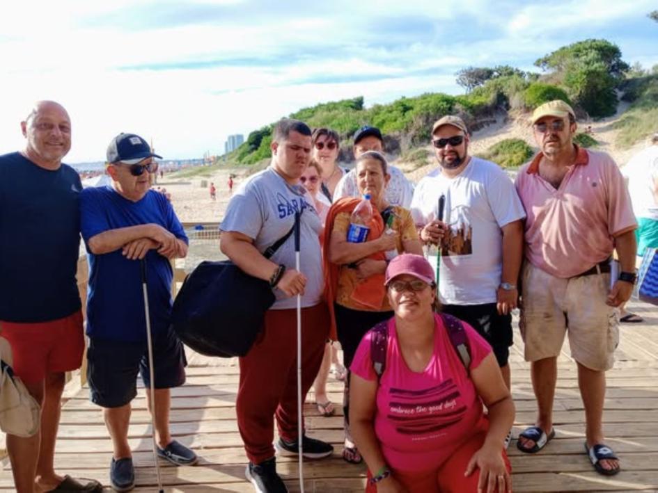 Saque al mar grupo de braille ´´