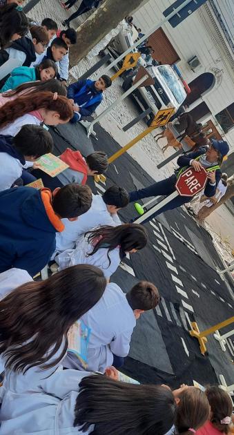 Escuela de Tránsito en la ciudad de Durazno Escuela de Tránsito en la ciudad de Durazno