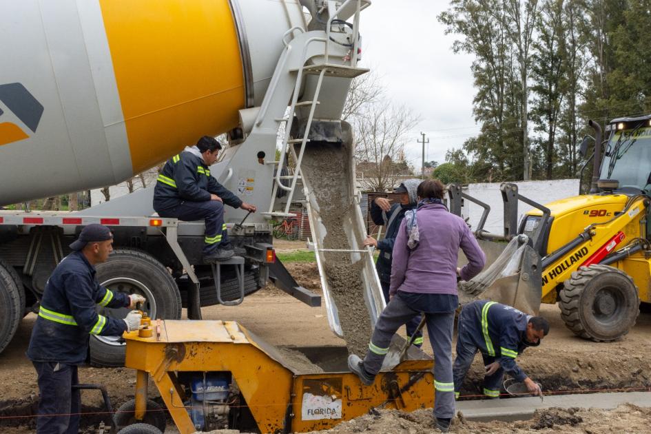 Avanzan obras en barrio Garibaldi de Sarandí Grande 