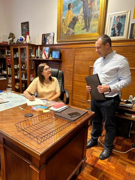 Delia Mutay asumió como intendente (i) de Florida Delia Mutay asumió como intendente (i) de Florida