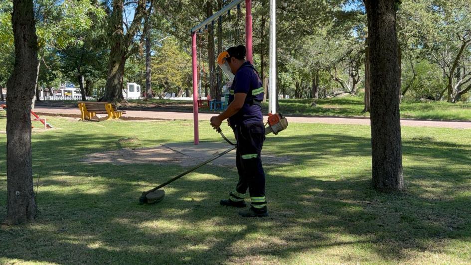 Florida trabaja en la recuperación de estructuras y vuelta a los hogares tras inundación 