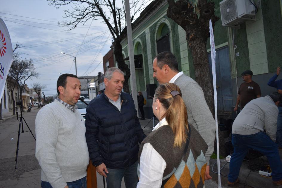 Inauguración de luminarias calle Saravia y Acceso a Florida ´´